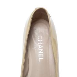 Pre Owned Chanel Two Tone Patent Leather Pearl Embellished Cap Toe Ballet Flats Size 38