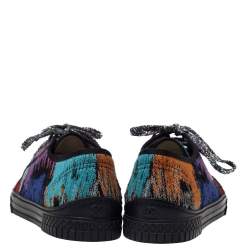 مملوكة مسبقًا Chanel Multicolor Woven Fabric CC Low Top Sneakers Size 40
