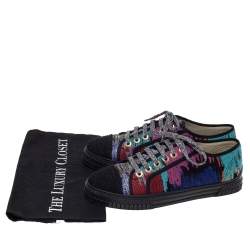مملوكة مسبقًا Chanel Multicolor Woven Fabric CC Low Top Sneakers Size 40