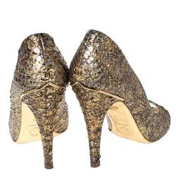 Pre Owned حذاء كعب عالي شانيل بمقدمة مفتوحة جلد ثعبان ذهبي ميتاليك مقاس 38