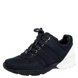 Pre Owned  حذاء رياضي شانيل برباط علوي جلد و نايلون أزرق و أبيض مقاس 37.5