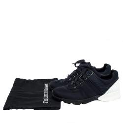 Pre Owned  حذاء رياضي شانيل برباط علوي جل د و نايلون أزرق و أبيض مقاس 37.5