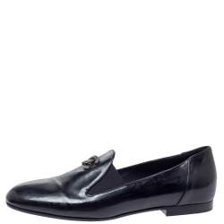 Pre Owned حذاء لوفرز شانيل بطراز سليب أون و مزين بشعار الماركة سي سي جلد أسود مقاس 35.5