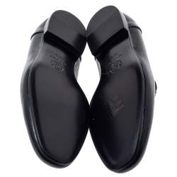 Pre Owned حذاء لوفرز شانيل بطراز سليب أون و مزين بشعار الماركة سي سي جلد أسود مقاس 35.5