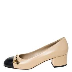 مملوكة مسبقًا حذاء كعب عالي شانيل غطاء مقدمة تفاصيل سلسلة جلد أسود/ بيج مقاس 39