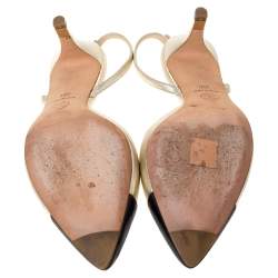 Pre Owned صندل شانيل فتحة كعب غطاء مقدمة جلد أسود / ذهبي مقاس 38