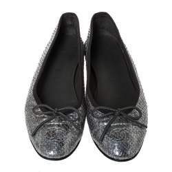 Pre Owned Chanel Metallic Silver Python CC Bow Cap Toe Ballet Flats Size 35.5