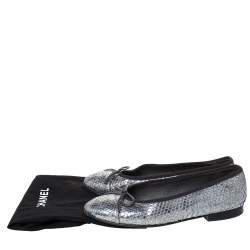 Pre Owned Chanel Metallic Silver Python CC Bow Cap Toe Ballet Flats Size 35.5