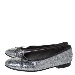 Pre Owned Chanel Metallic Silver Python CC Bow Cap Toe Ballet Flats Size 35.5