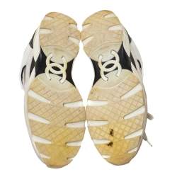 Pre Owned حذاء رياضي شانيل قماش وجلد فضي/ رمادي سي سي منخفض من أعلى مقاس 38