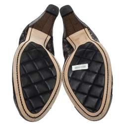 Pre Owned حذاء كعب عالي شانيل مجعد مقدمة فضية جلد مزخرف فضي و أسود مقاس 37