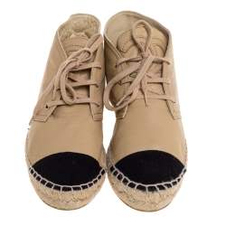 Pre Owned Chanel Beige Leather And Black Canvas Cap Toe High Top Espadrille Flats Size 36