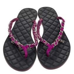 Pre Owned Chanel Purple Suede Chain Link Thong Sandals Size 40.5