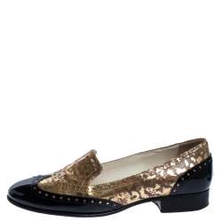 مملوكة مسبقًا Chanel Metallic Gold And Black Patent Brogue Leather Slip On Oxford Size 39