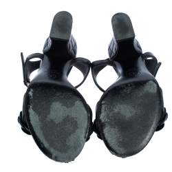 Pre Owned صندل شانيل سير كاحل و مزين زهوركاميليا جلد أسود مقاس 36.5