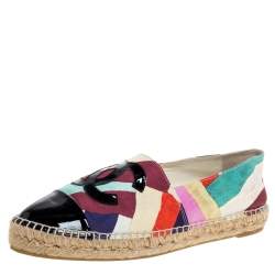 Pre Owned Chanel Multicolor Print Crepe Cuba Cruise CC Patent Cap Toe Espadrille Flats Size 42
