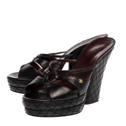 Pre Owned Chanel Black Leather Quilted Detail Platform Slide Sandals Size 38.5