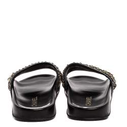 مملوكة مسبقًا Chanel Metallic Blue Holographic Leather Tropiconic Chain Detail Slides Size 39