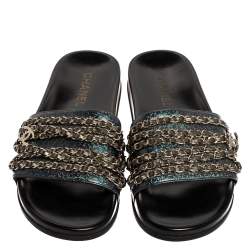 مملوكة مسبقًا Chanel Metallic Blue Holographic Leather Tropiconic Chain Detail Slides Size 39