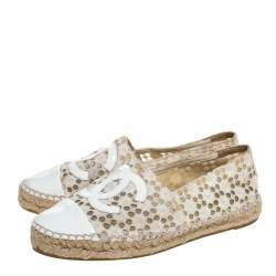 Pre Owned Chanel White Lace And Patent Leather CC Espadrille Flats Size 37