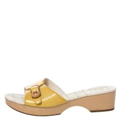 Chanel Yellow Patent Leather CC Buckle Detail Wooden Clog Slides Size 40
