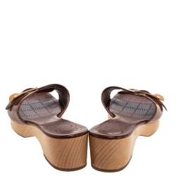 Pre Owned Chanel Brown Patent Leather CC Buckle Detail Wooden Clog Slides Size 40