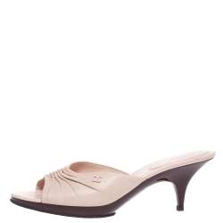مملوكة مسبقًا Chanel Pink Ruched Leather Open Toe Mule Sandals Size 41