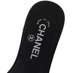 Pre Owned Chanel Black Coarse Glitter Fabric Camellia Embellished CC Flat Slides Size 37.5