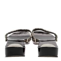 مملوكة مسبقًا Chanel Grey/White CC Logo Print Satin Wooden Clog Slides Size 41