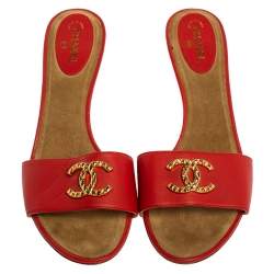 Chanel Coral Leather Gold CC Embellished Slide Sandals Size 40