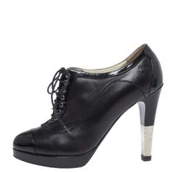 Chanel Black Leather And Patent Cap Toe Lace Up Platform Ankle Boots Size 38
