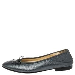 Pre Owned Chanel Metallic Grey Leather Bow Ballet Flats Size 38