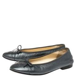 Pre Owned Chanel Metallic Grey Leather Bow Ballet Flats Size 38