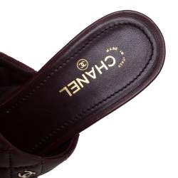 Chanel Burgundy Quilted Leather Chain Link Mule Sandals Size 37.5