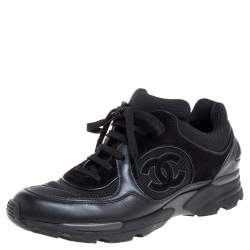 kleuring Weerkaatsing Stoffig Chanel Black Leather, Suede And Mesh CC Lace Up Sneakers Size 37 Chanel |  TLC
