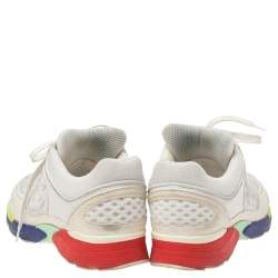 مملوكة مسبقًا حذاء رياضي شانيل رباط علوي مزين شعار الماركة سي سي شبك و جلد أبيض مقاس 37