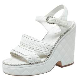 Pre Owned Chanel White Quilted Leather Chain Around Ankle Strap Platform Wedge Sandals Size 39.5