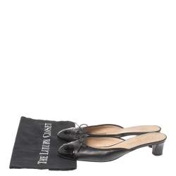 Pre Owned Chanel Black Leather CC Cap Toe Bow Mules Size 40.5
