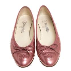 Pre Owned Chanel Pink Patent Quilted Leather CC Cap Toe Flats Size 37
