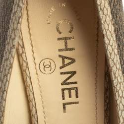 ممل وكة مسبقًا Chanel Two Tone Textured Leather Open Toe CC Pumps Size 40.5 
