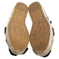 مملوكة مسبقًا حذاء إسبادريل شانيل كامليا سي سي جلد أسود مقاس 37