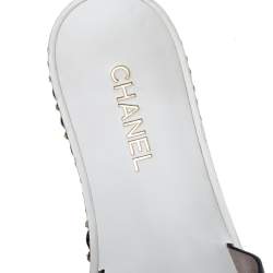 Pre Owned Chanel Navy Blue Patent Leather Chain Detail Slide Flat Sandals Size 39C