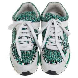 Pre Owned حذاء رياضي شانيل منخفض من أعلى مزين سي سي تويد و جلد و ترتر أخضر و أبيض مقاس 40