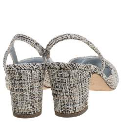 مملوكة مسبقًا Chanel Silver Leather And Tweed Fabric CC Block Heel Slingback Sandals Size 39.5