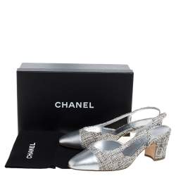 مملوكة مسبقًا Chanel Silver Leather And Tweed Fabric CC Block Heel Slingback Sandals Size 39.5