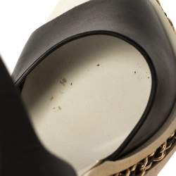 Pre Owned صندل شانيل وصلات سلسلة كعب روكي جلد أسود مقاس 38