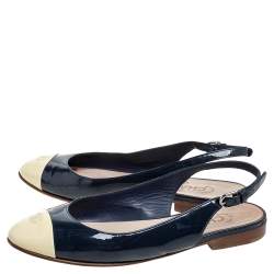 Pre Owned Chanel Blue/Cream Patent Leather CC Cap Toe Slingback Flats Size 38