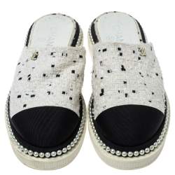 Pre Owned Chanel White/Black Tweed Pearl Embellished Cap Toe Flat Mules Size 36