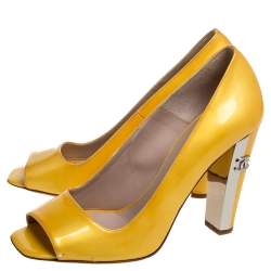 Pre Owned Chanel Yellow Patent Leather Open Toe CC Pumps Size 38