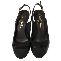 Pre Owned صندل شانيل قماش وجلد أسود بحزام للكاحل مقاس 36.5